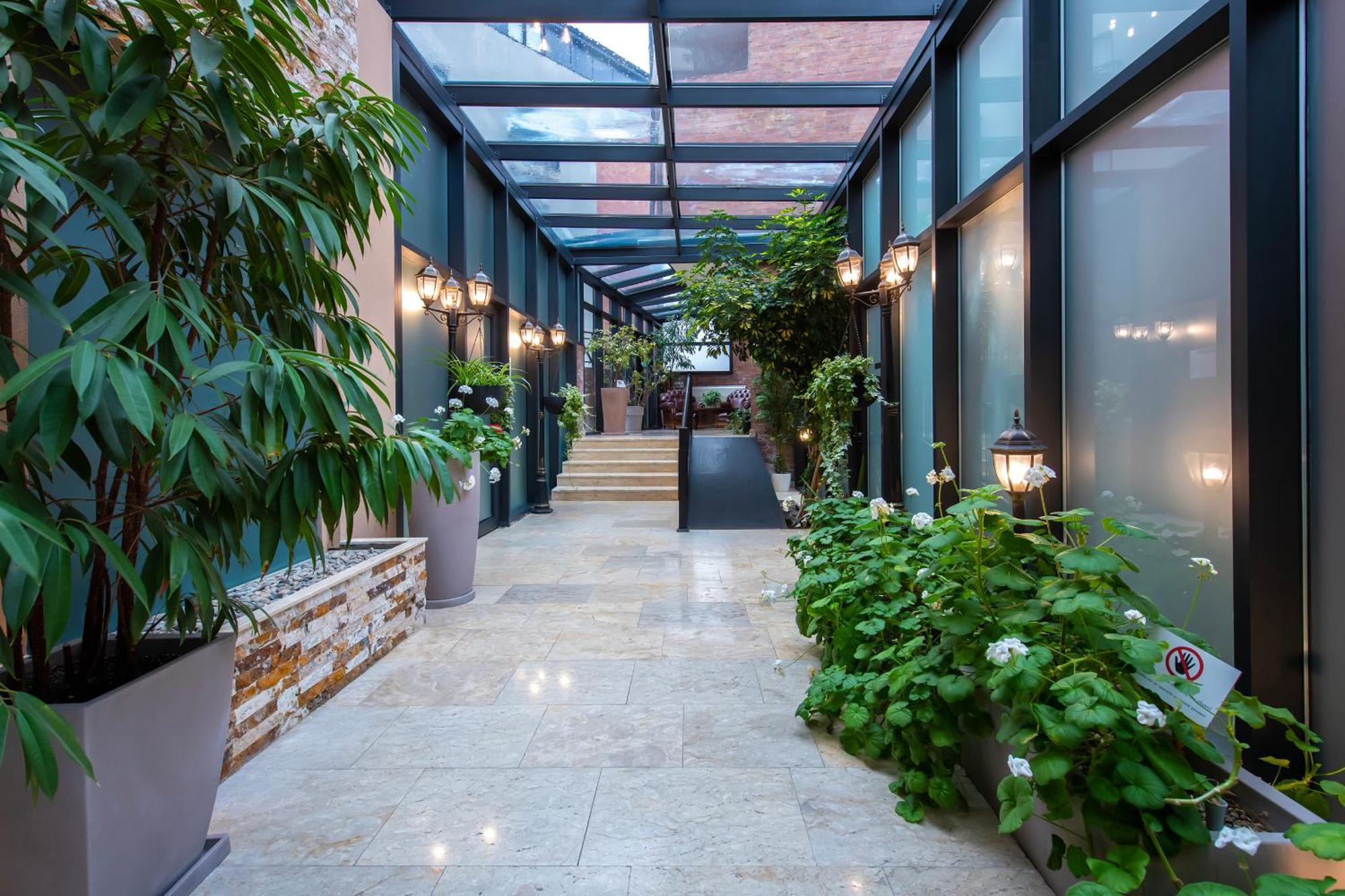 Hotel Laerton 4*